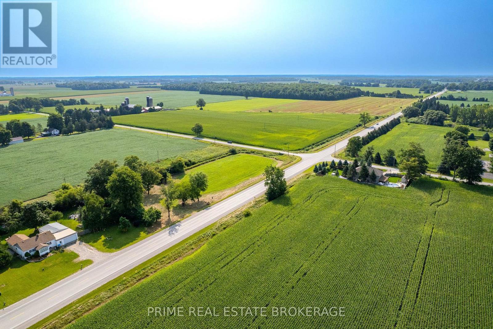 23246 Highbury Avenue, Middlesex Centre, Ontario  N0M 1P0 - Photo 5 - X12370348