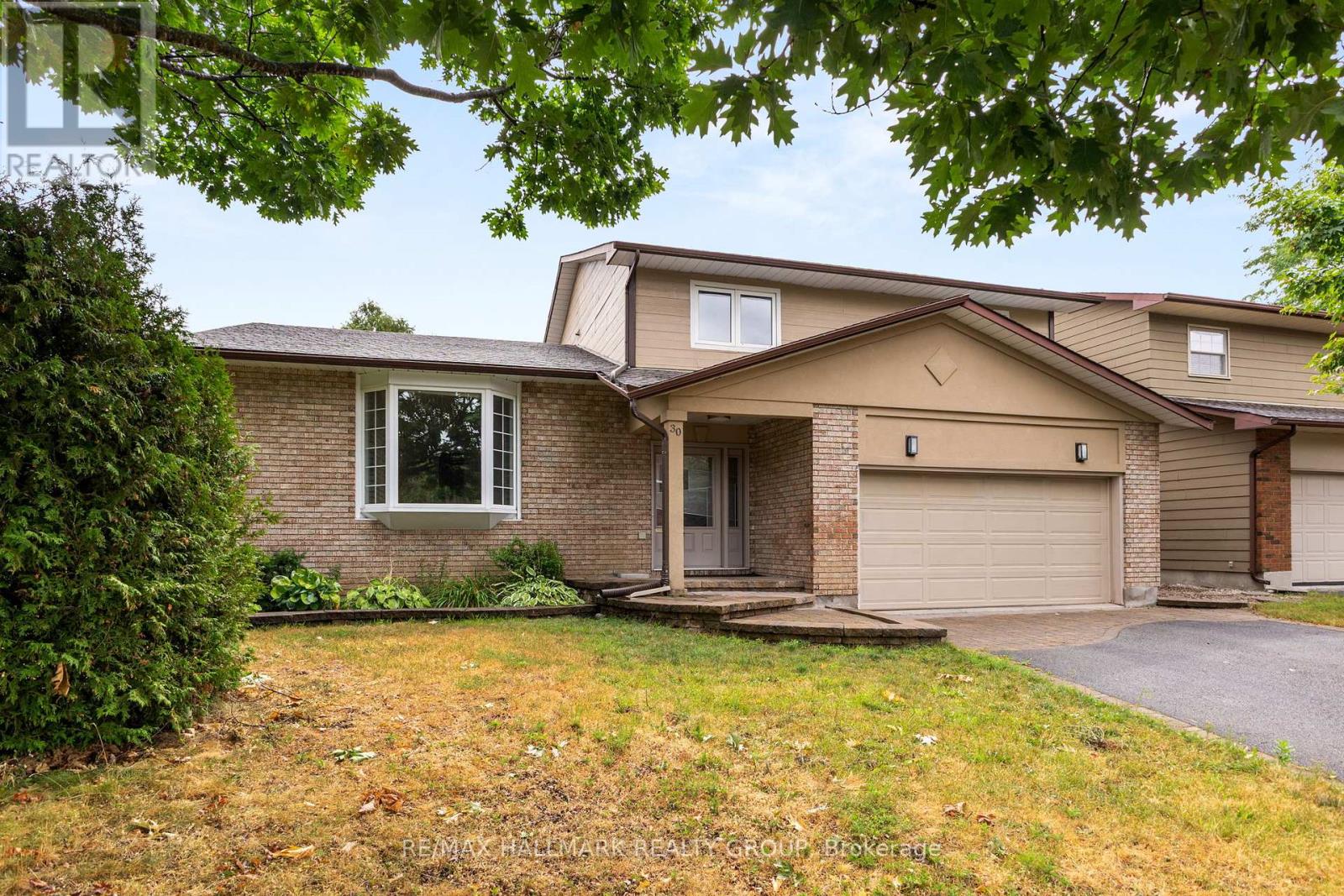 30 Lillico Drive, Ottawa, Ontario  K1V 9L6 - Photo 2 - X12370397