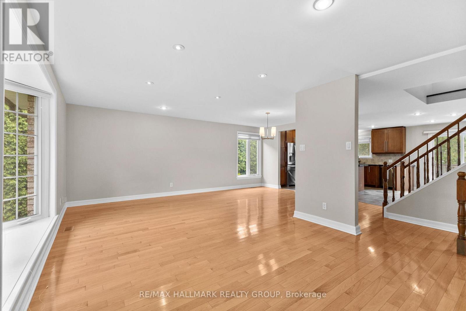 30 Lillico Drive, Ottawa, Ontario  K1V 9L6 - Photo 21 - X12370397