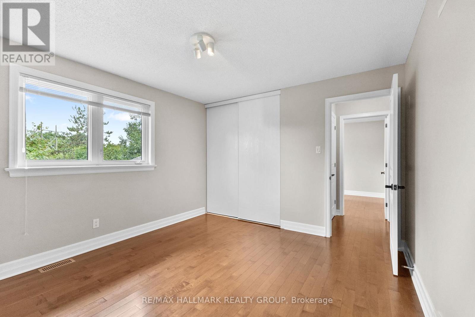 30 Lillico Drive, Ottawa, Ontario  K1V 9L6 - Photo 35 - X12370397