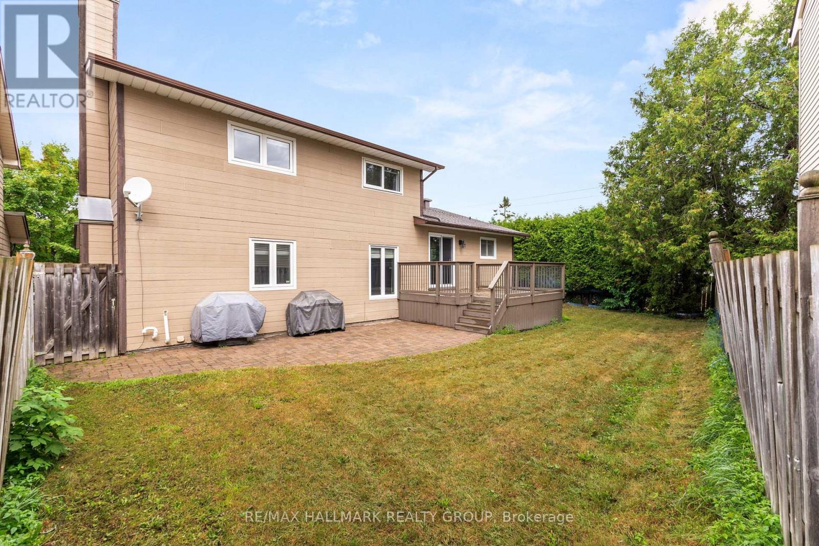 30 Lillico Drive, Ottawa, Ontario  K1V 9L6 - Photo 47 - X12370397