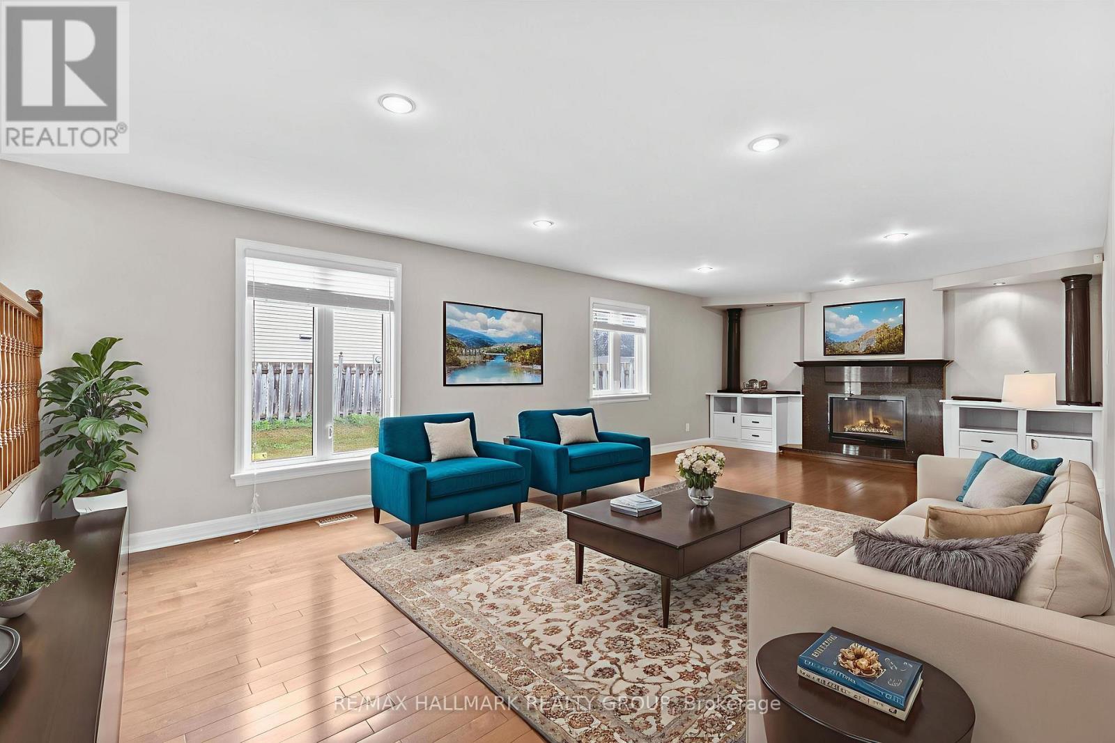 30 Lillico Drive, Ottawa, Ontario  K1V 9L6 - Photo 5 - X12370397