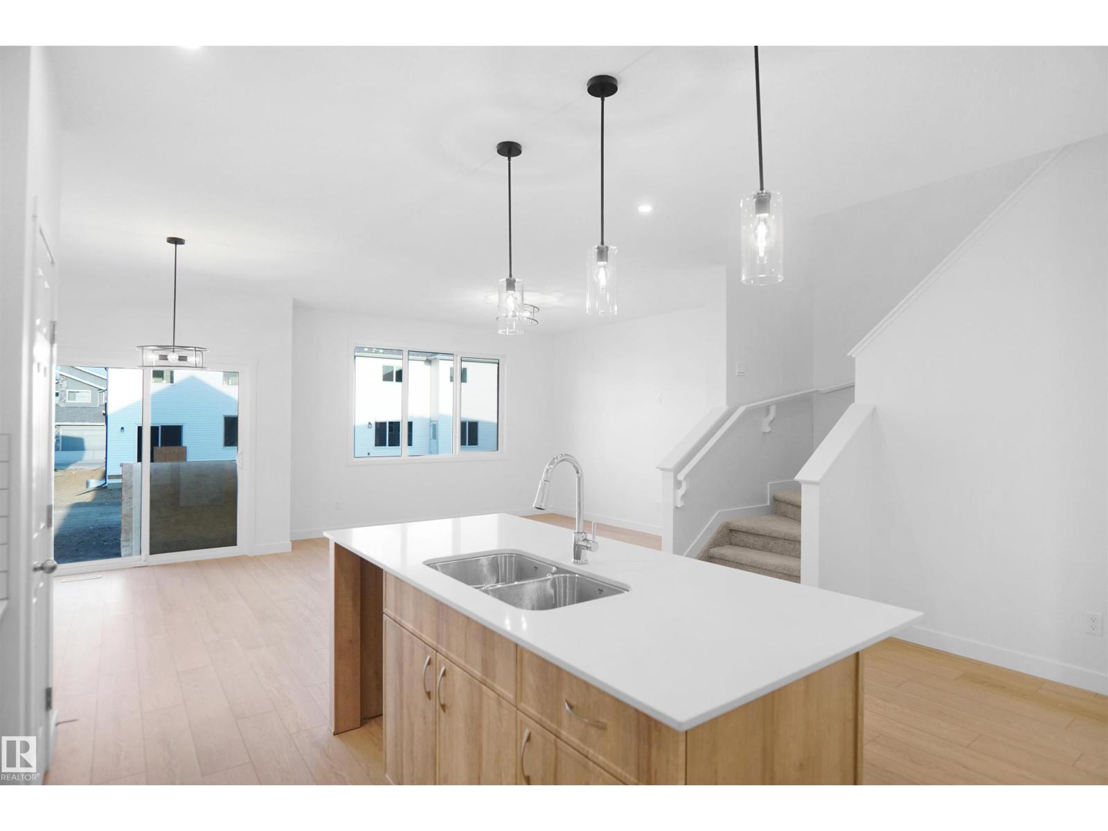 17333 6a St Ne, Edmonton, Alberta  T5Y 4E9 - Photo 18 - E4436373