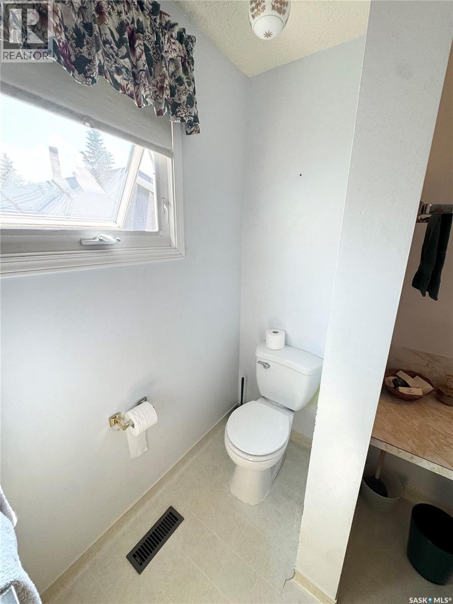 309 5th Avenue N, Naicam, Saskatchewan  S0K 2Z0 - Photo 21 - SK011897