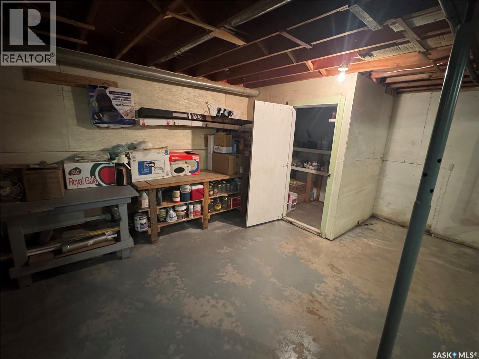 309 5th Avenue N, Naicam, Saskatchewan  S0K 2Z0 - Photo 27 - SK011897