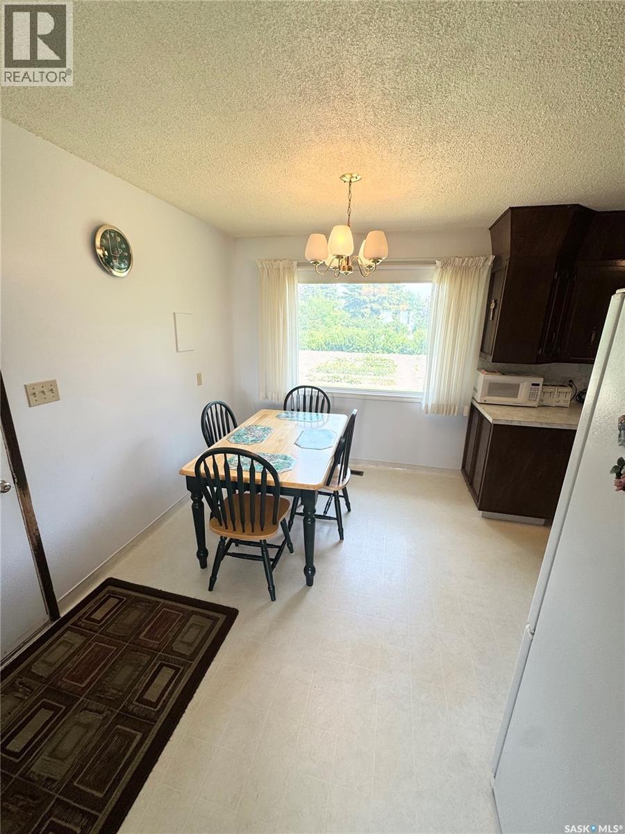 309 5th Avenue N, Naicam, Saskatchewan  S0K 2Z0 - Photo 6 - SK011897