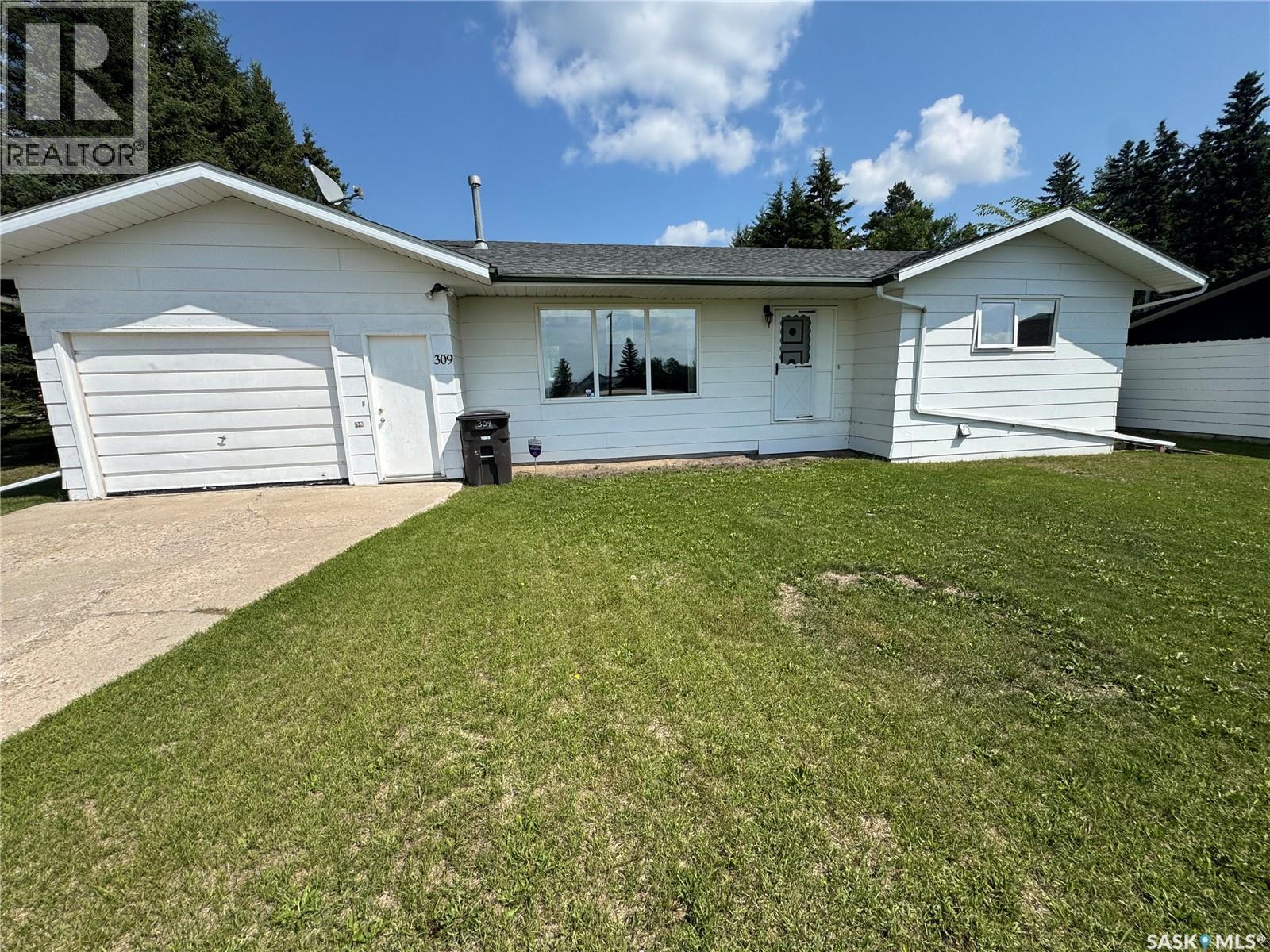 309 5th AVENUE N, naicam, Saskatchewan