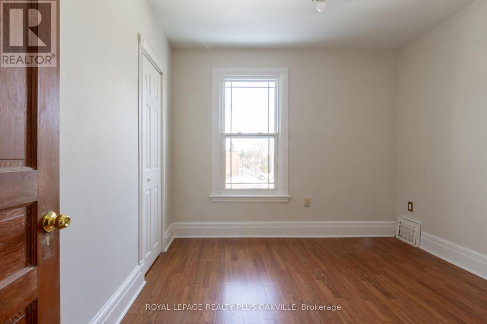 58 Lorne Avenue, Hamilton, Ontario  L8M 2X8 - Photo 29 - X12370264