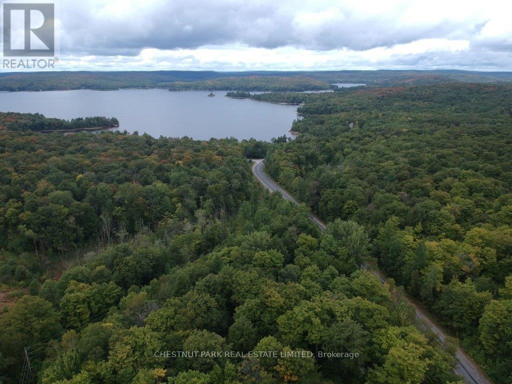 4531 Kennisis Lake Road, Dysart Et Al, Ontario  K0M 1S0 - Photo 14 - X12370307