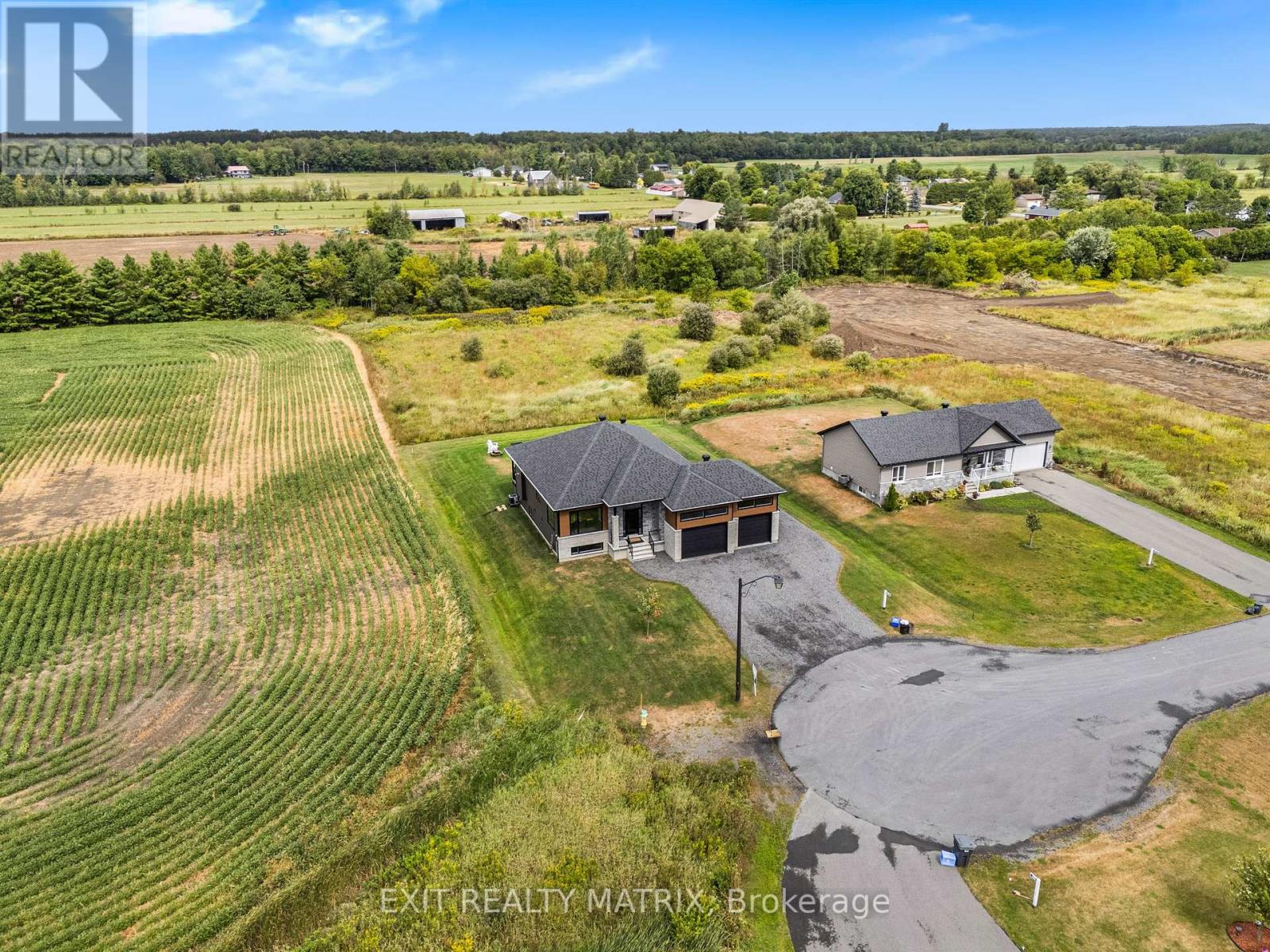 529 Voie Ferree Road, Clarence-Rockland, Ontario  K0A 2A0 - Photo 4 - X12370377