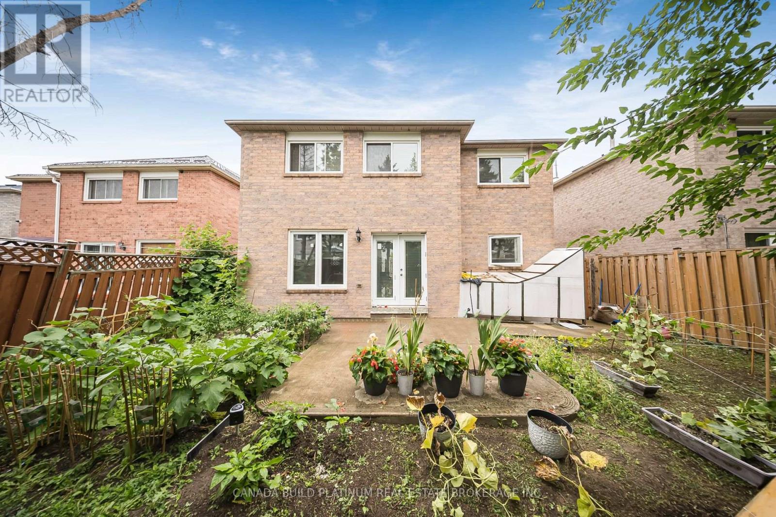 71 Ravenswood Drive, Brampton, Ontario  L6Y 4A1 - Photo 41 - W12365275