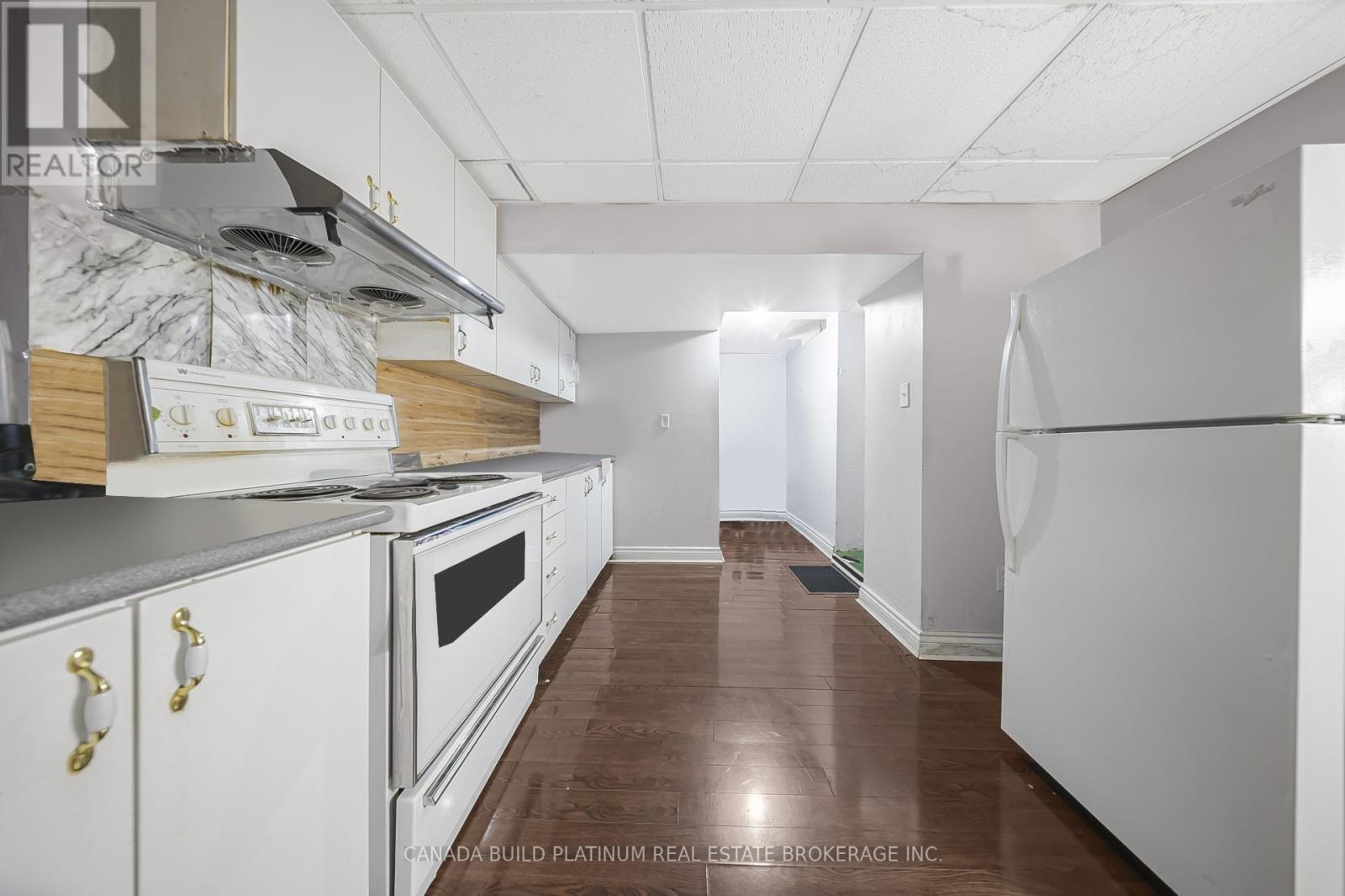 71 Ravenswood Drive, Brampton, Ontario  L6Y 4A1 - Photo 37 - W12365275
