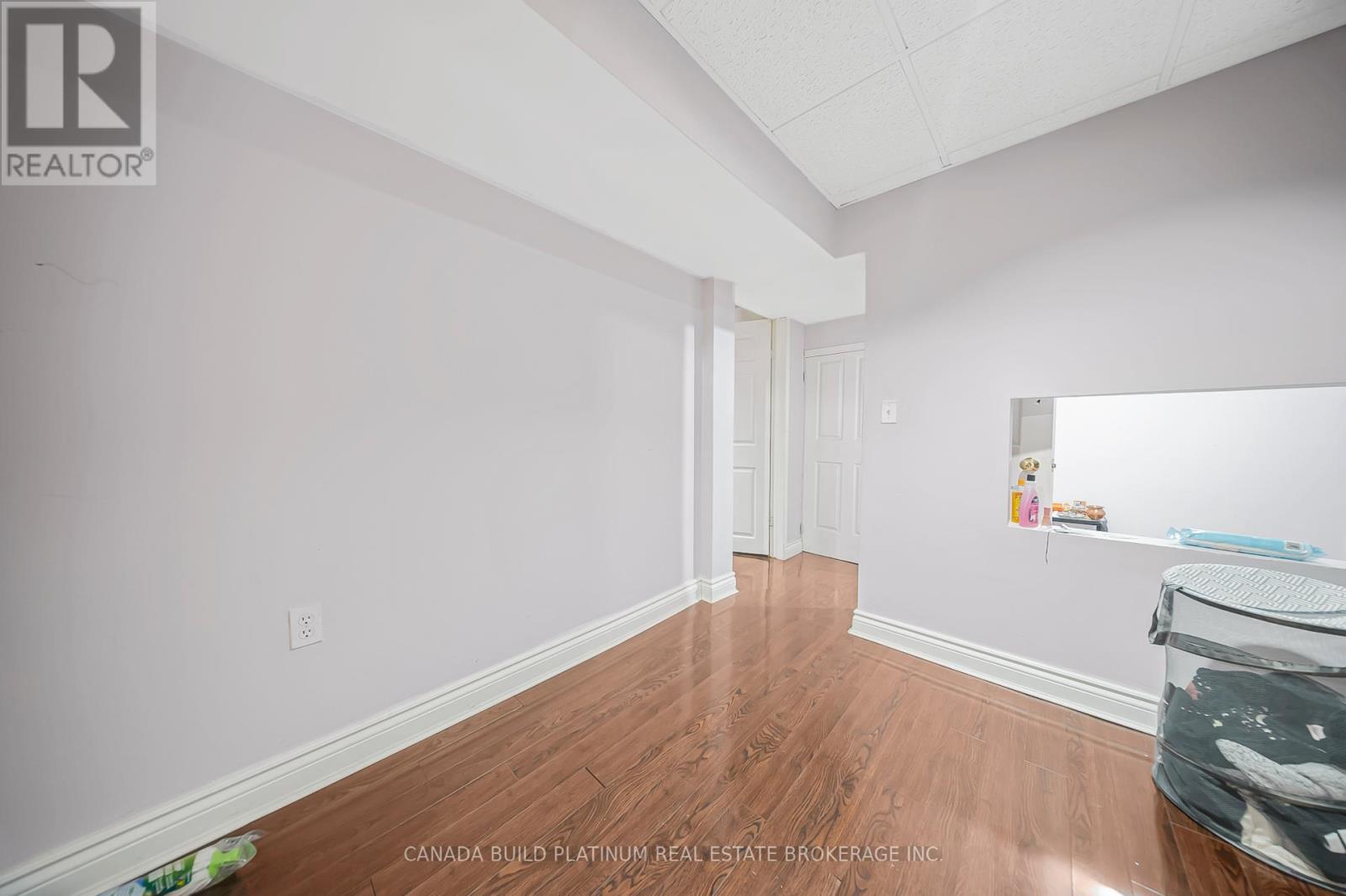 71 Ravenswood Drive, Brampton, Ontario  L6Y 4A1 - Photo 38 - W12365275