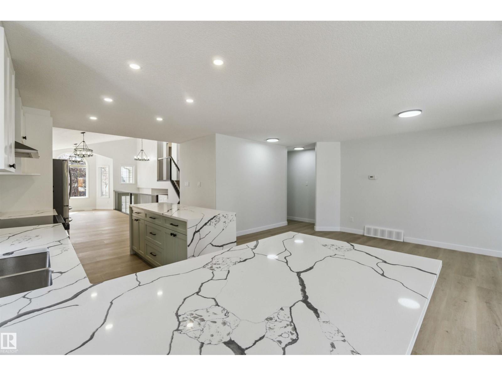 618 Layton Co Nw, Edmonton, Alberta  T6R 2S9 - Photo 14 - E4455262