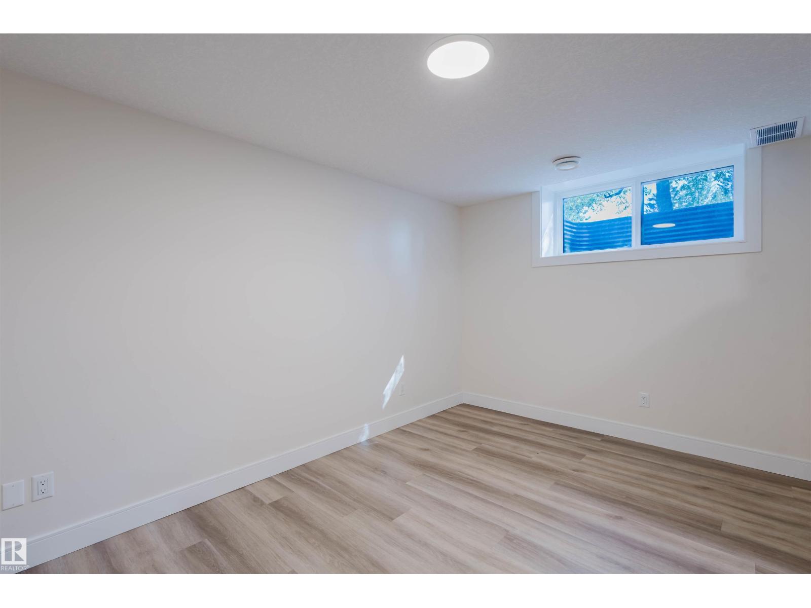 10824 66 Av Nw, Edmonton, Alberta  T6H 1X9 - Photo 36 - E4455270