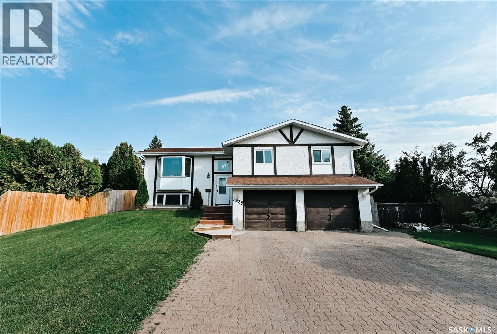 3385 Dent CRESCENT, Prince Albert, Saskatchewan