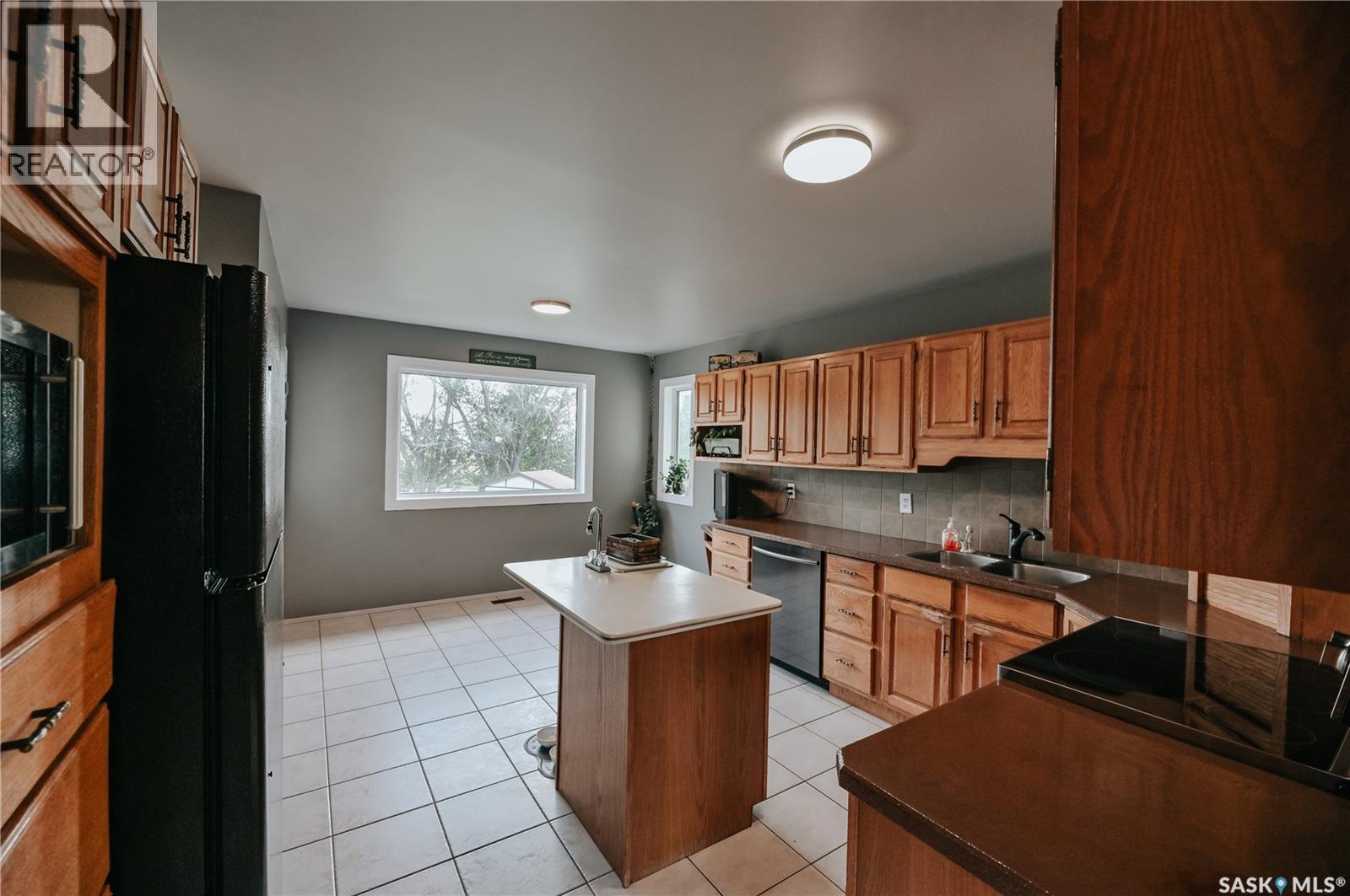 3385 Dent Crescent, Prince Albert, Saskatchewan  S6V 7H2 - Photo 8 - SK016982