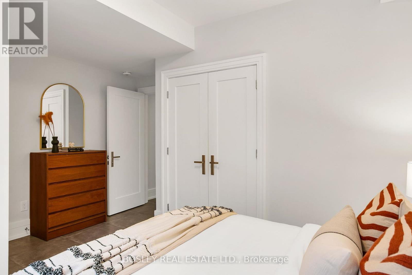 1144 Broadview Avenue, Toronto, Ontario  M4K 2S5 - Photo 41 - E12370407