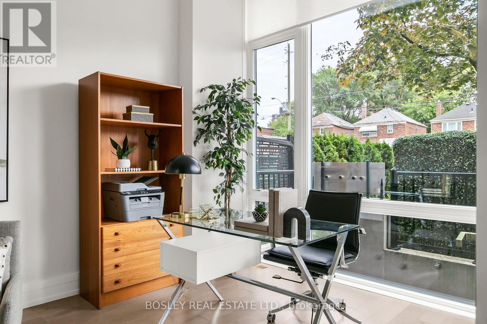 1144 Broadview Avenue, Toronto, Ontario  M4K 2S5 - Photo 7 - E12370407