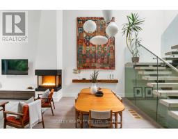 1144 BROADVIEW AVENUE, Toronto, Ontario