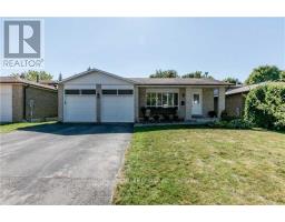 Main - 874 Sparrow Road, Newmarket (Gorham-College Manor), Ca