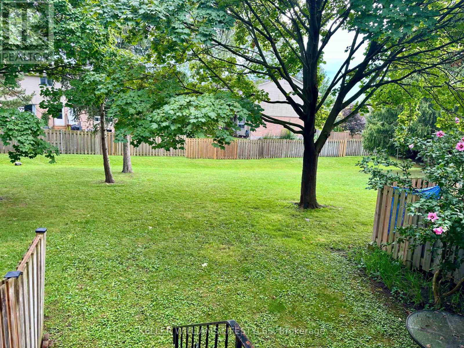 26 - 89 Highview Avenue E, London South, Ontario  N6C 5V9 - Photo 26 - X12370441