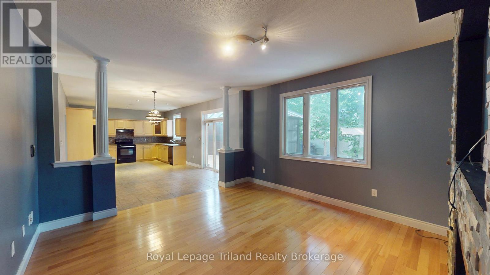 107 Forestway Trail, Woodstock, Ontario  N4S 9A5 - Photo 14 - X12370450