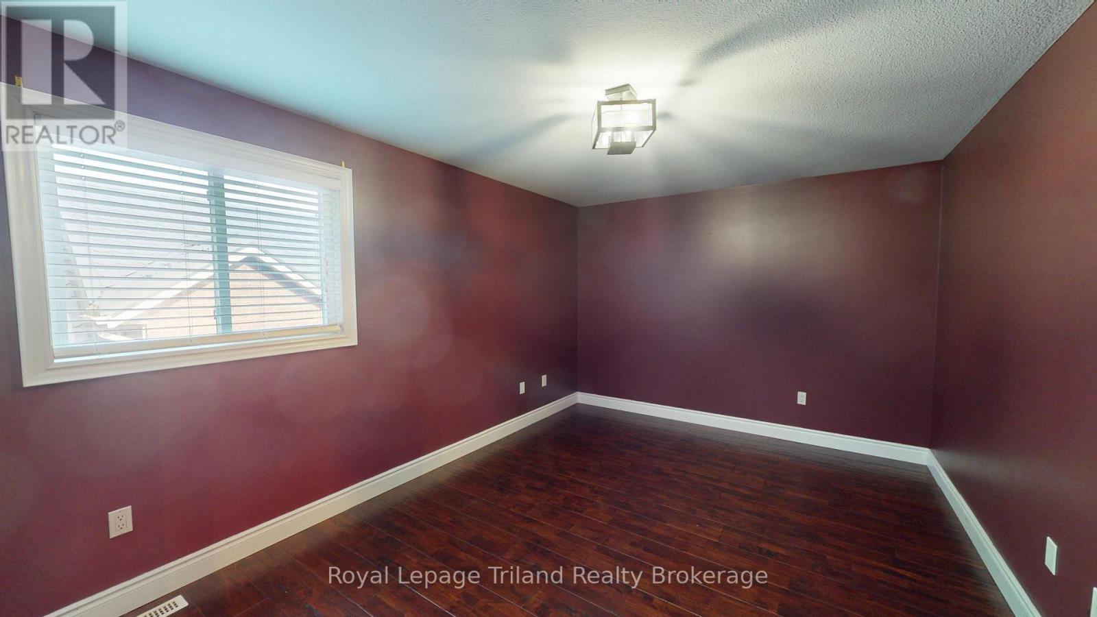 107 Forestway Trail, Woodstock, Ontario  N4S 9A5 - Photo 18 - X12370450