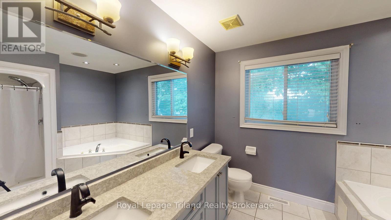 107 Forestway Trail, Woodstock, Ontario  N4S 9A5 - Photo 27 - X12370450