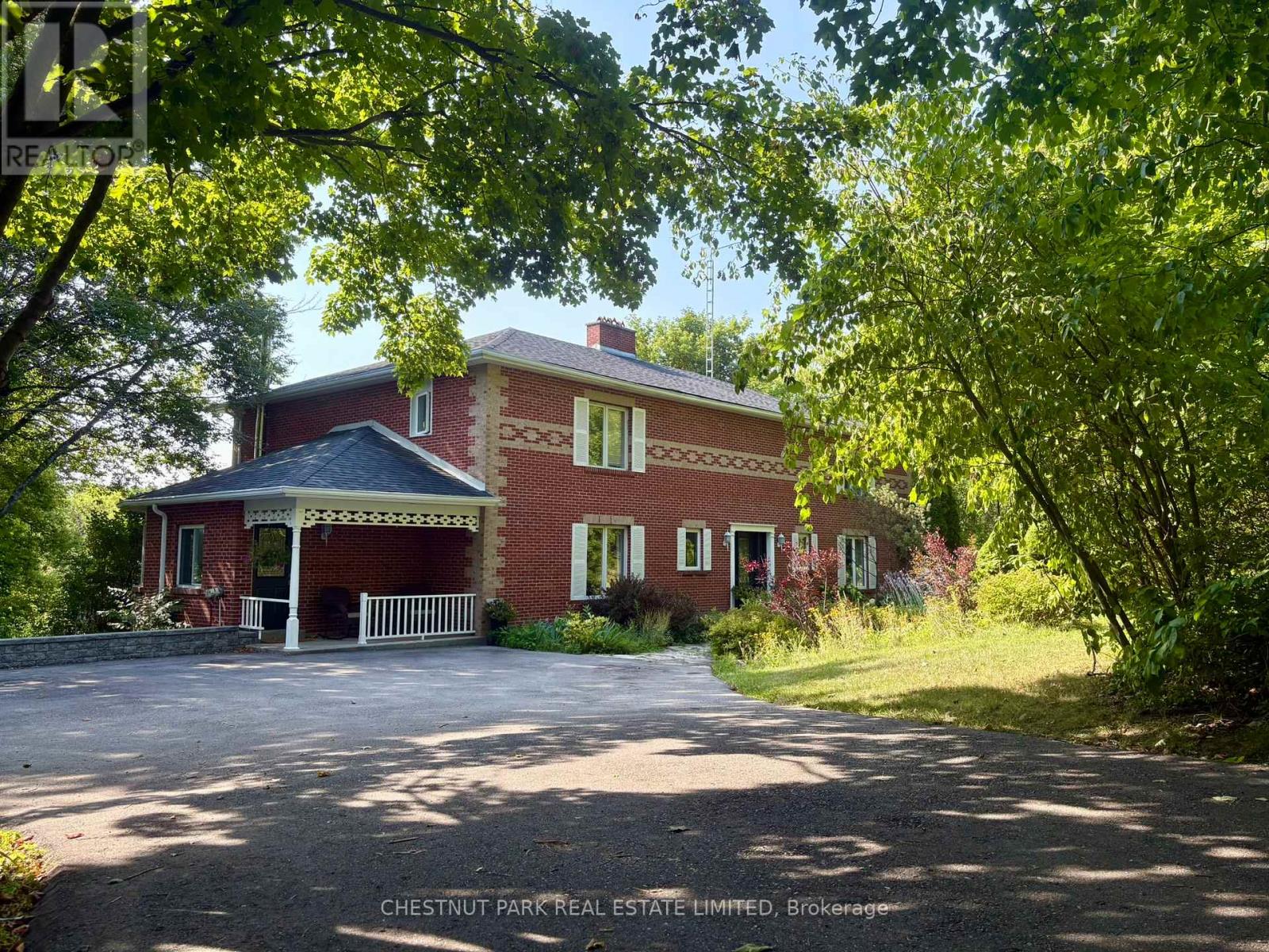 21 SOUTHRIDGE TRAIL, Caledon, Ontario