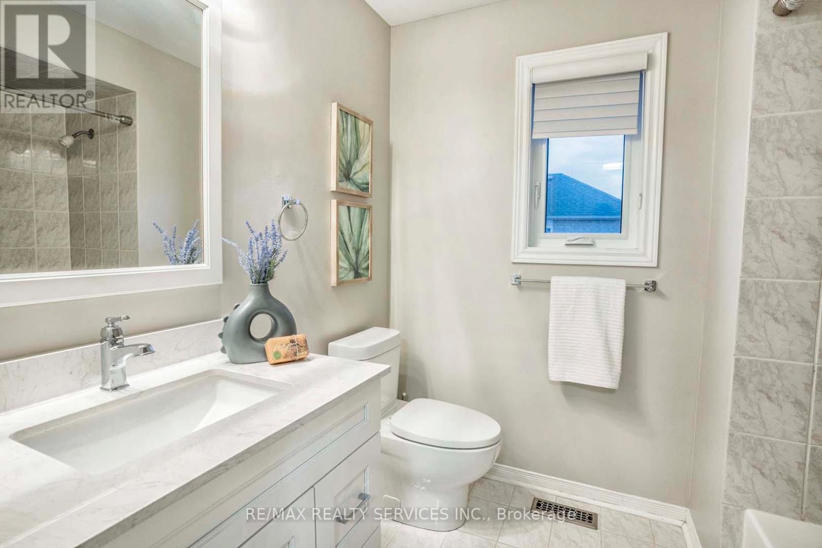 3 Sailwind Road, Brampton, Ontario  L6R 2G3 - Photo 24 - W12370413