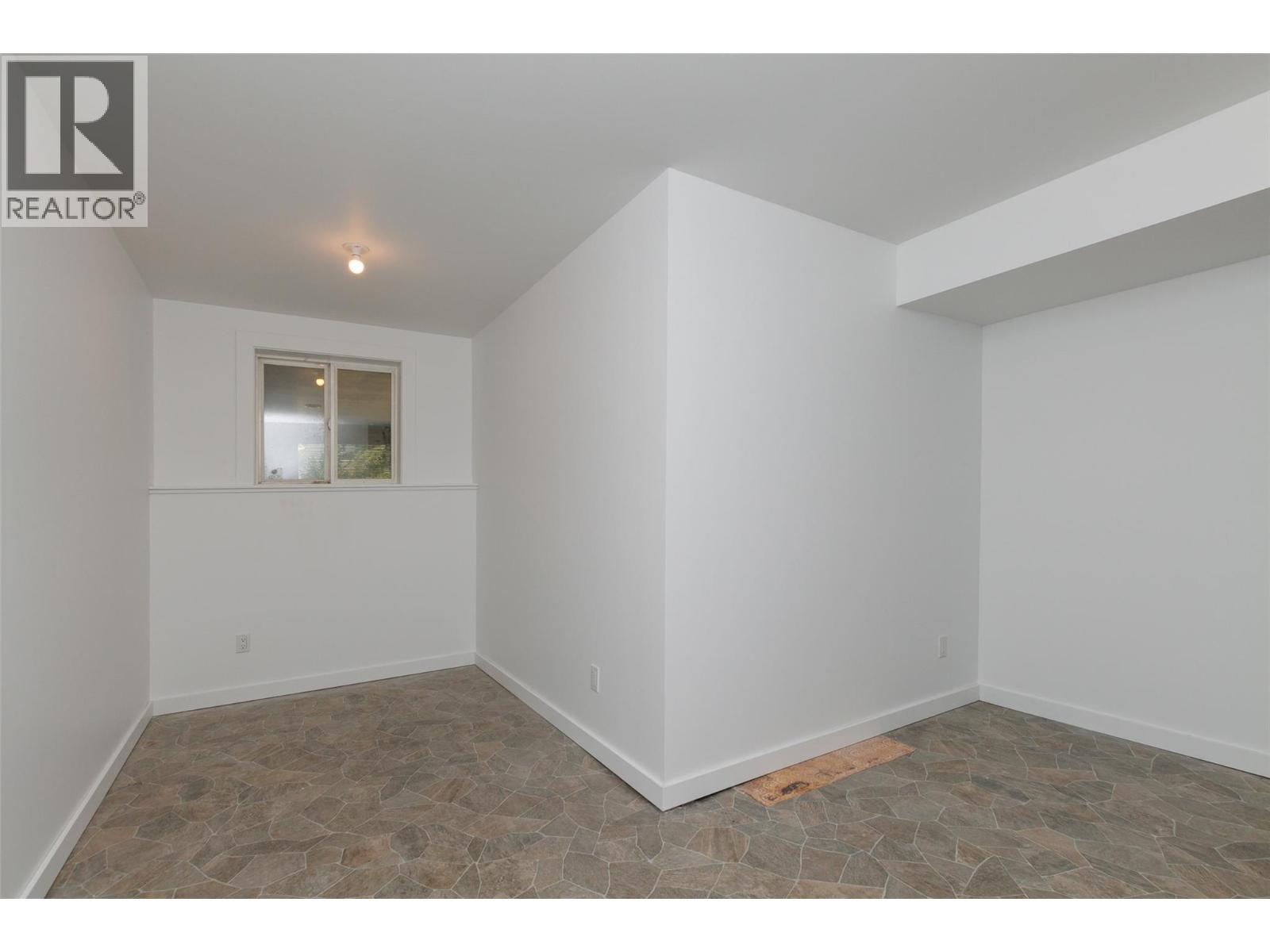 4900 45 Street Sw, Salmon Arm, British Columbia  V1E 3C1 - Photo 28 - 10356799