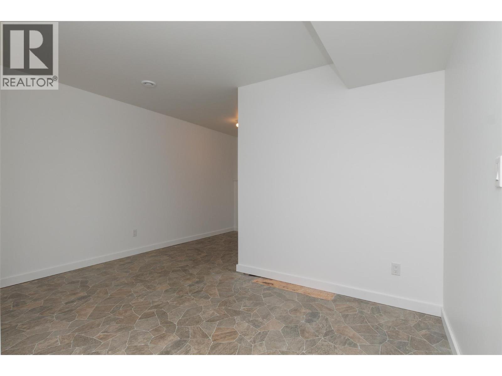 4900 45 Street Sw, Salmon Arm, British Columbia  V1E 3C1 - Photo 27 - 10356799