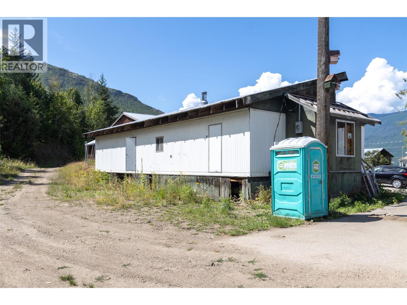 4900 45 Street Sw, Salmon Arm, British Columbia  V1E 3C1 - Photo 46 - 10356799