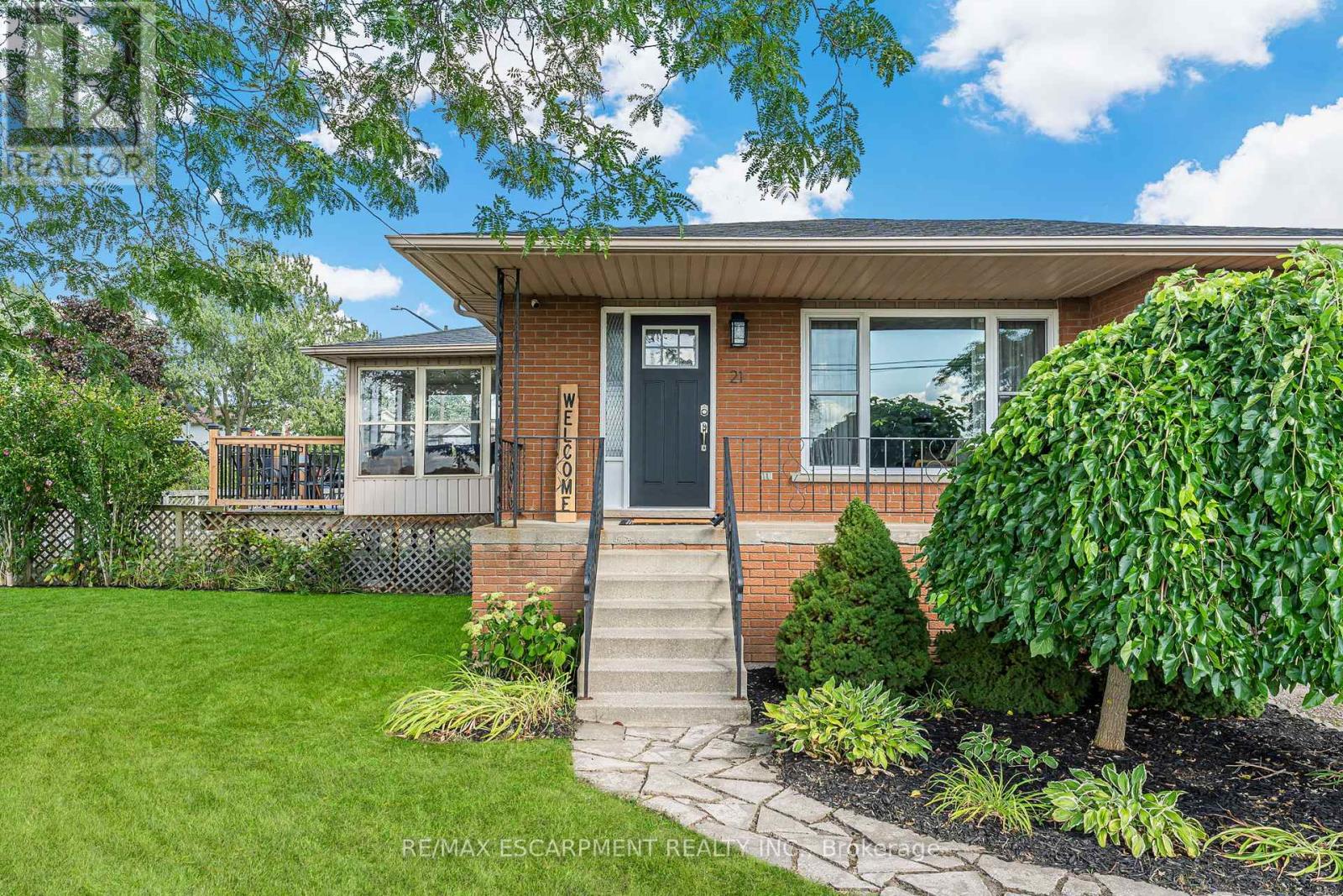 Property at 21 SOUTH GRIMSBY ROAD 5 image 2