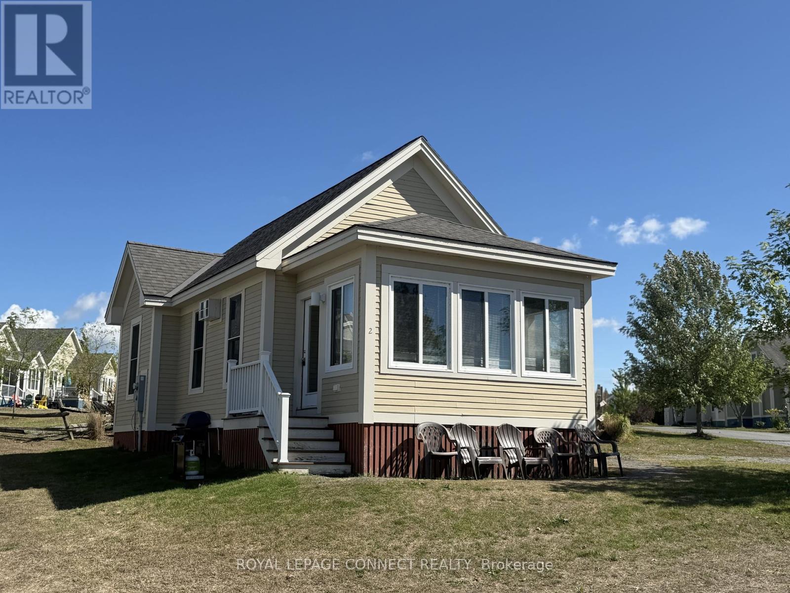 66 - 2 Natures Lane, Prince Edward County, Ontario  K0K 1P0 - Photo 2 - X12370417