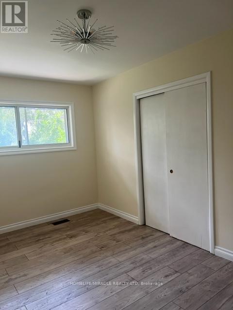1090 Winterhalt Avenue, Cambridge, Ontario  N3H 4J9 - Photo 10 - X12370422