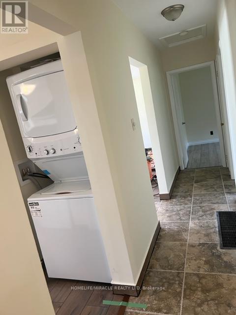 1090 Winterhalt Avenue, Cambridge, Ontario  N3H 4J9 - Photo 9 - X12370422