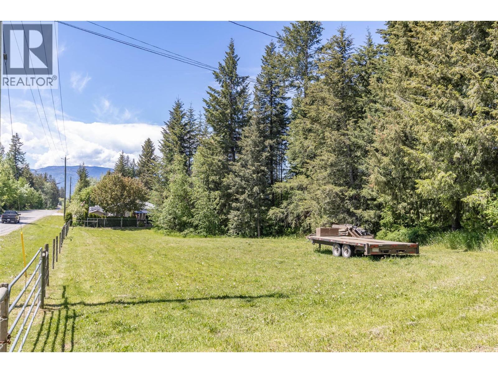 3851 10 Avenue Se, Salmon Arm, British Columbia  V1E 1W7 - Photo 18 - 10355535