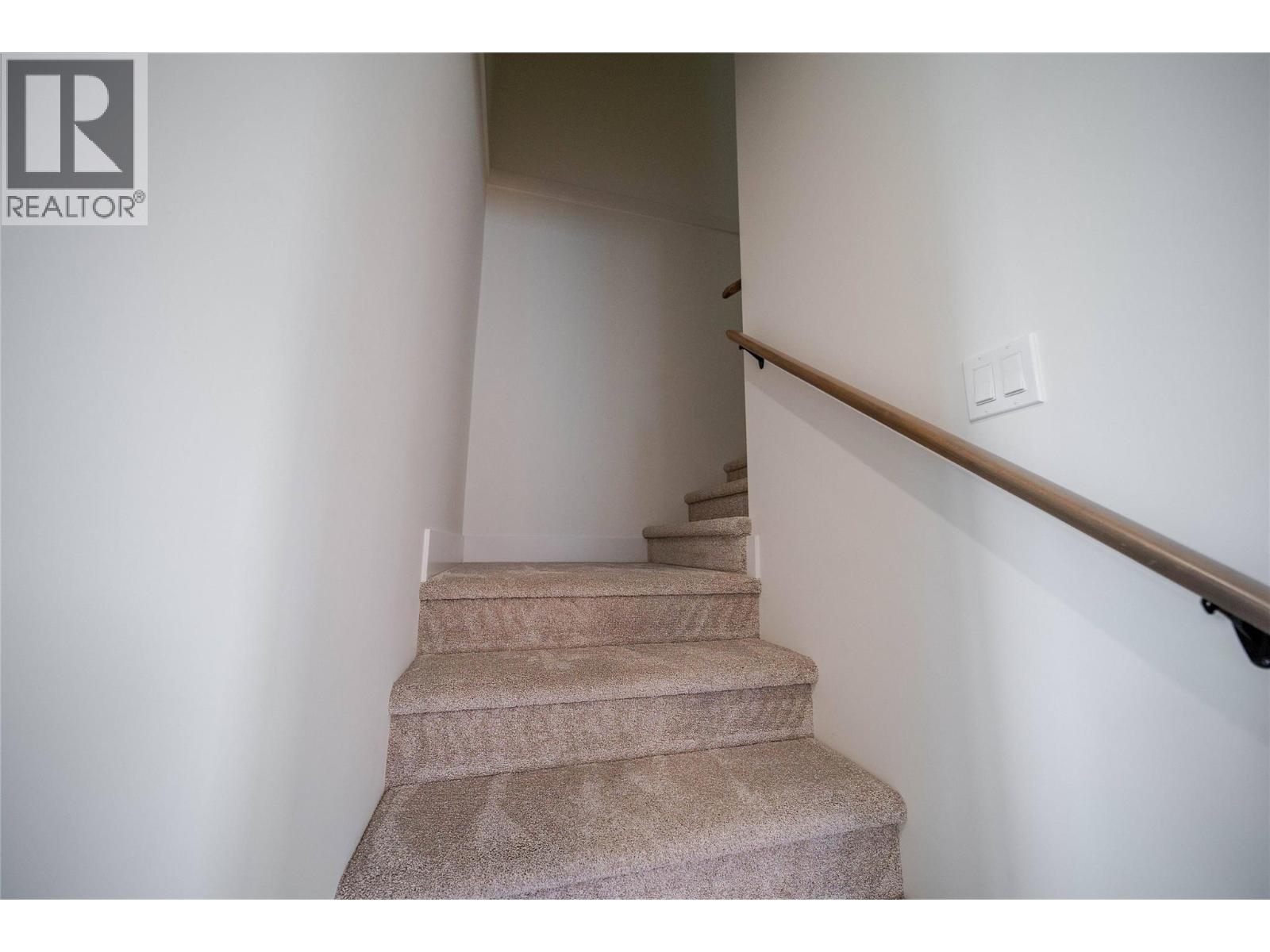 221 4th Avenue S, Cranbrook, British Columbia  V1C 2E2 - Photo 12 - 10361110