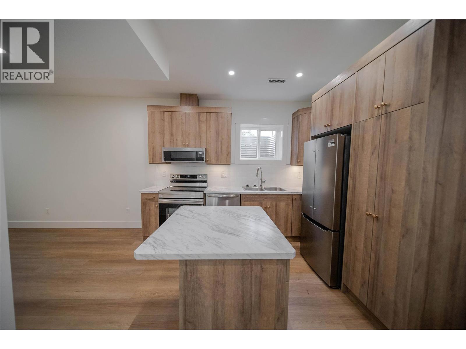 221 4th Avenue S, Cranbrook, British Columbia  V1C 2E2 - Photo 22 - 10361110