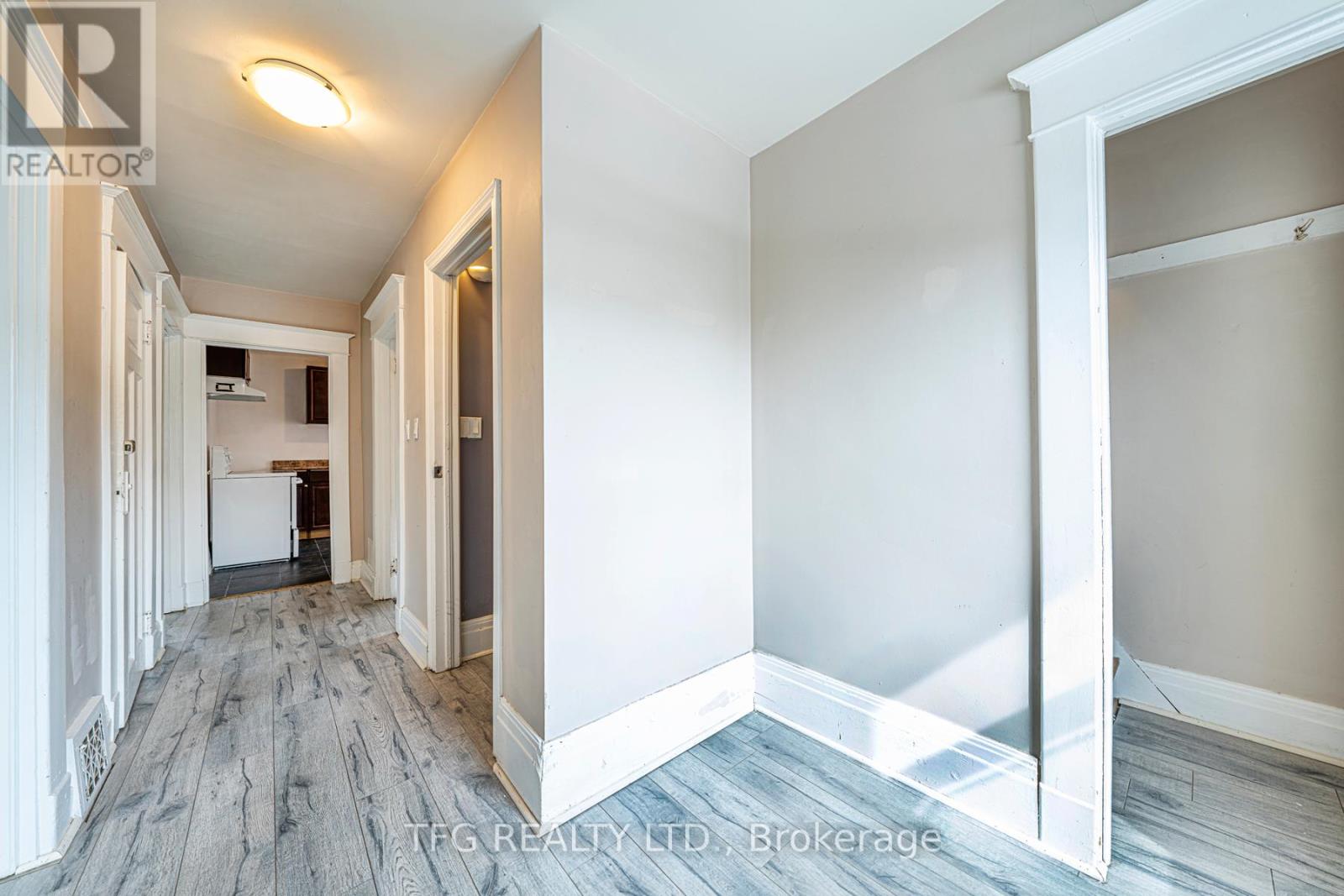 2nd Floor - 112 Brock Street E, Oshawa, Ontario  L1G 1R6 - Photo 14 - E12370557