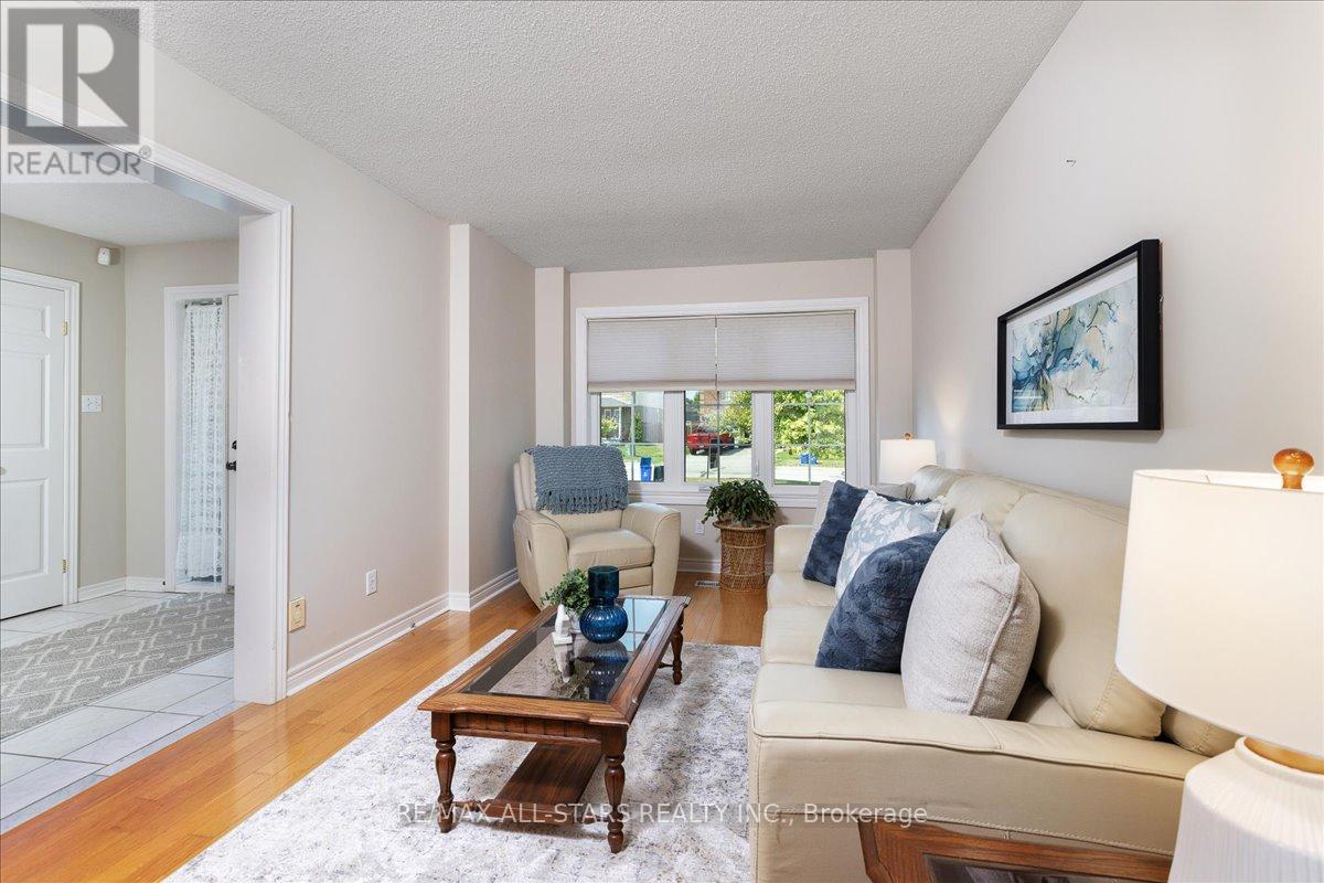 Property at 16 IVEAGH DRIVE image 5