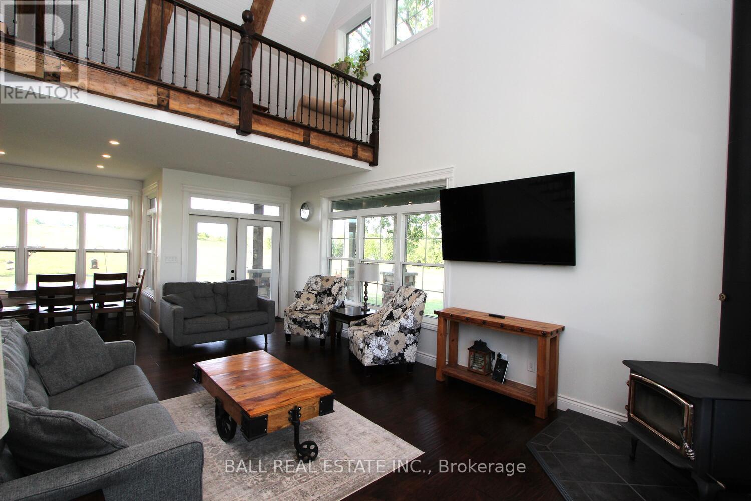 1185 Killarney Bay Road, Kawartha Lakes, Ontario  K0M 1G0 - Photo 13 - X12370520