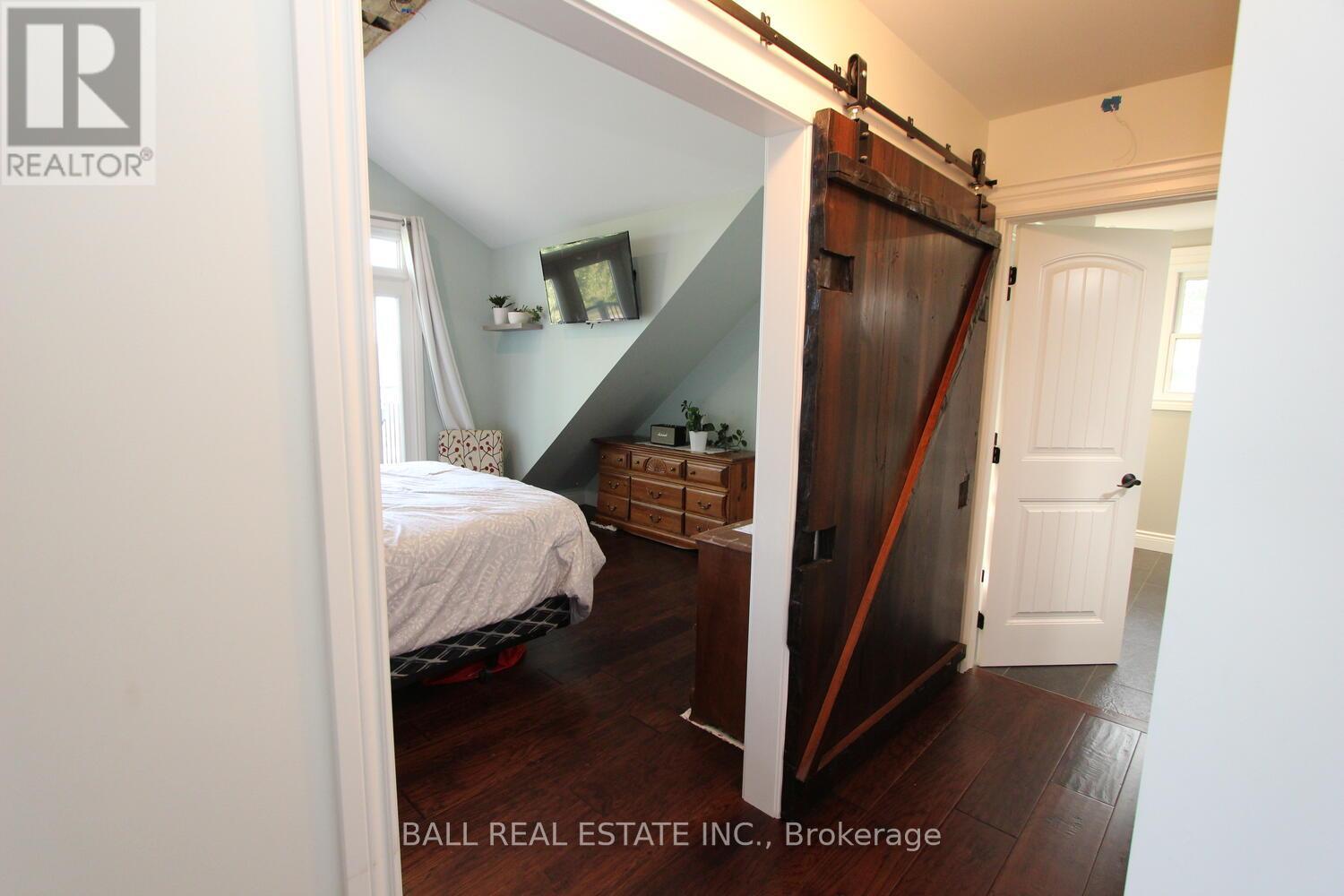 1185 Killarney Bay Road, Kawartha Lakes, Ontario  K0M 1G0 - Photo 23 - X12370520