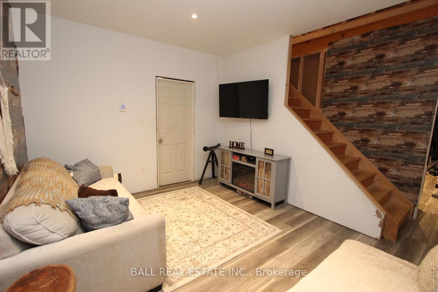 1185 Killarney Bay Road, Kawartha Lakes, Ontario  K0M 1G0 - Photo 31 - X12370520