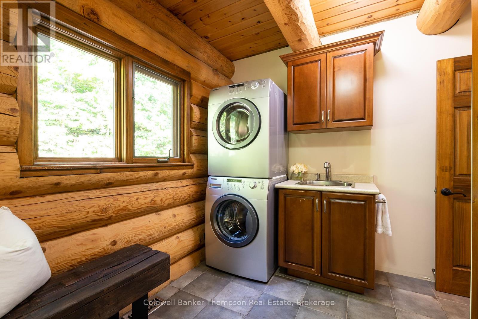 778 Big Island, Huntsville, Ontario  P1H 2J2 - Photo 9 - X12358278