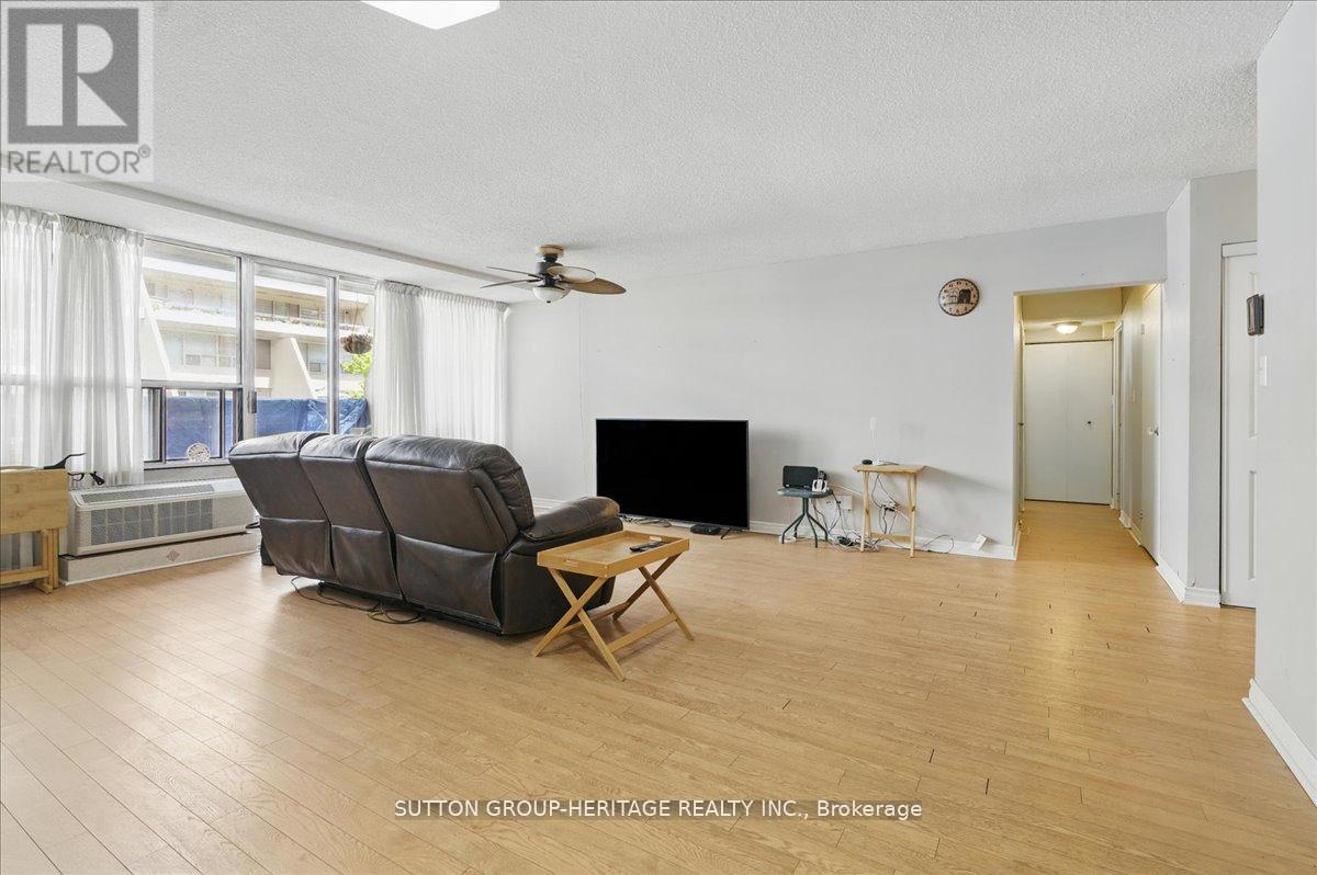 232 - 50 Richmond Street E, Oshawa, Ontario  L1G 7C7 - Photo 12 - E12313304