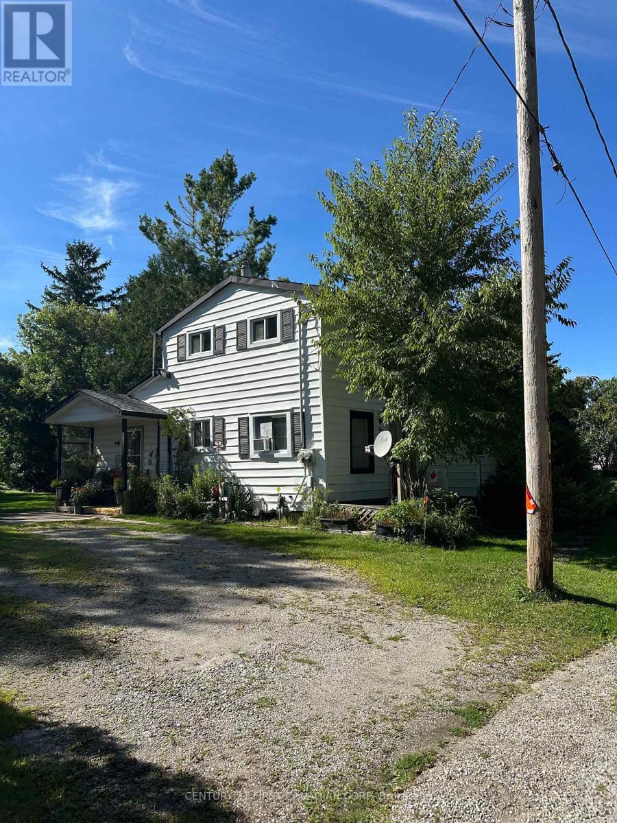 242 Victoria Street, Central Elgin, Ontario  N0L 1B0 - Photo 11 - X12370475