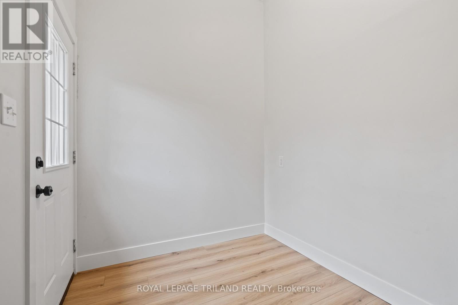 191 Catherine Street, North Middlesex, Ontario  N0M 2K0 - Photo 29 - X12370510